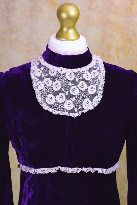 The REGAL Vintage Dress 2